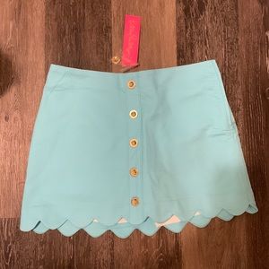 Scallop Lily Pulitzer Skirt. Shorts underneath. Brand new with tags. Size 4